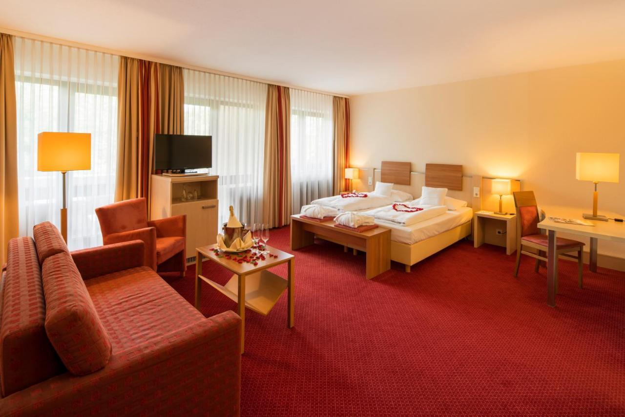Hotel Am Kurpark Bad Hersfeld Exterior photo